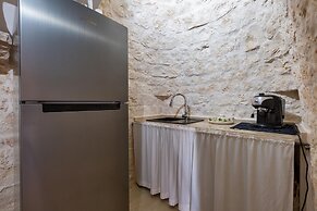 2822 Marì Trullo by Perle di Puglia