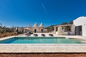 2822 Marì Trullo by Perle di Puglia