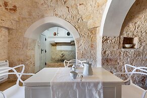 2822 Marì Trullo by Perle di Puglia