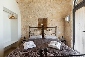 2822 Marì Trullo by Perle di Puglia