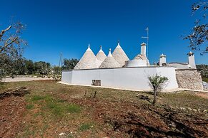 2822 Marì Trullo by Perle di Puglia