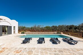 2822 Marì Trullo by Perle di Puglia