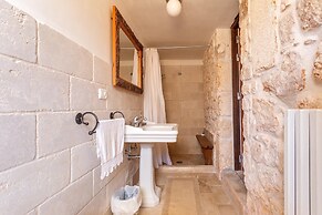 1822 Masseria Acciano by Perle di Puglia