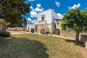 1822 Masseria Acciano by Perle di Puglia