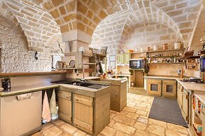 1822 Masseria Acciano by Perle di Puglia