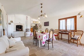 2500 Trulli La Formosa by Perle di Puglia