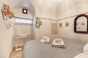 2500 Trulli La Formosa by Perle di Puglia