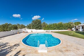 2500 Trulli La Formosa by Perle di Puglia