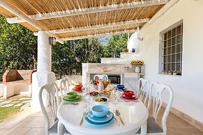 2500 Trulli La Formosa by Perle di Puglia