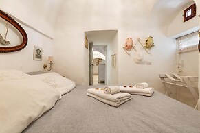 2500 Trulli La Formosa by Perle di Puglia