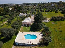 2500 Trulli La Formosa by Perle di Puglia