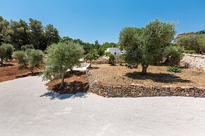 2495 Trullo I Tre Fichi by Perle di Puglia