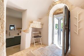 2495 Trullo I Tre Fichi by Perle di Puglia