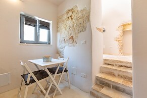 2495 Trullo I Tre Fichi by Perle di Puglia