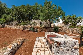 2495 Trullo I Tre Fichi by Perle di Puglia
