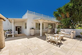 2788 Masseria La Cazzigna by Perle di Puglia