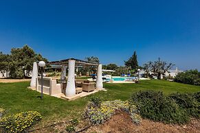 2788 Masseria La Cazzigna by Perle di Puglia