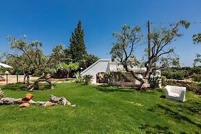 2788 Masseria La Cazzigna by Perle di Puglia