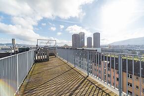 E-64 Duplex-3BDR apartment with Sky roof-Zurich West