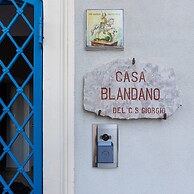 Casa Blandano