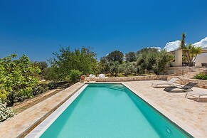 2526 Trullo Limone by Perle di Puglia