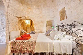 2526 Trullo Limone by Perle di Puglia