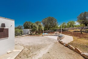 2526 Trullo Limone by Perle di Puglia
