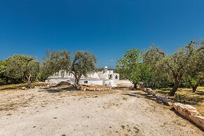 2526 Trullo Limone by Perle di Puglia