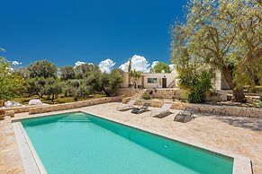 2526 Trullo Limone by Perle di Puglia
