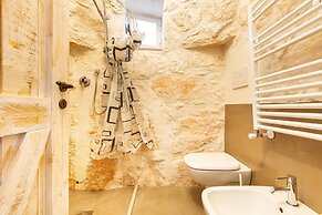 2526 Trullo Limone by Perle di Puglia