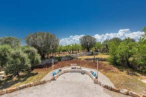 2526 Trullo Limone by Perle di Puglia