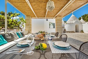 2526 Trullo Limone by Perle di Puglia