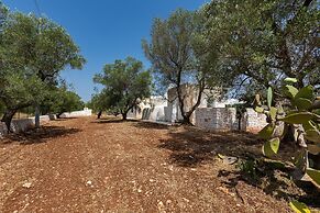 2499 Trulli La Meringa by Perle di Puglia