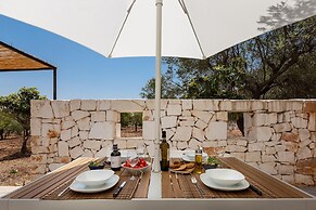 2499 Trulli La Meringa by Perle di Puglia