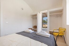 2499 Trulli La Meringa by Perle di Puglia