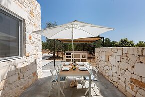 2499 Trulli La Meringa by Perle di Puglia