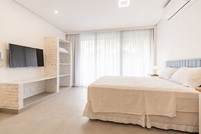 Anoa Maresias Studios