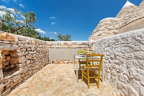2456 Trullo Venti by Perle di Puglia