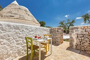 2456 Trullo Venti by Perle di Puglia