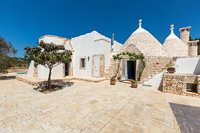 2530 Trullolive by Perle di Puglia