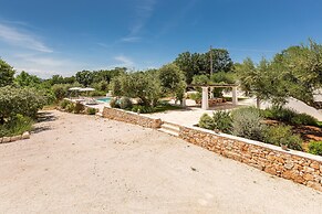 2410 Tenuta dei Fragni by Perle di Puglia