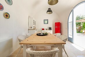 2410 Tenuta dei Fragni by Perle di Puglia