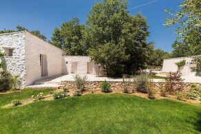 2410 Tenuta dei Fragni by Perle di Puglia