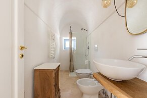 2410 Tenuta dei Fragni by Perle di Puglia