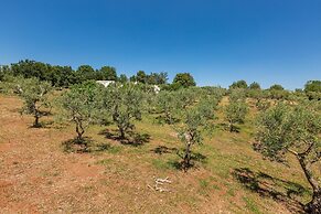 2410 Tenuta dei Fragni by Perle di Puglia