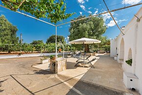 2985 Trullo tra gli Ulivi by Barbarhouse