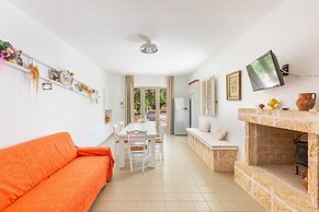 2985 Trullo tra gli Ulivi by Barbarhouse