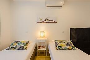 The Little Paradise With Sea Views