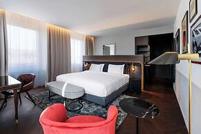 Radisson Collection Hotel, Santa Sofia Milan