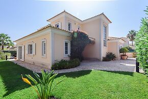 Casa Lago - Varandas do Lago